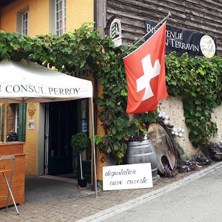 La Cave du Consul <br>vous fait gagner<br><b>12 bouteilles de L'Impérial</b>